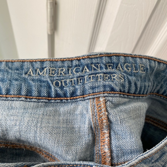 American Eagle Boyfriend Ripped Jeans - Picture 6 of 6